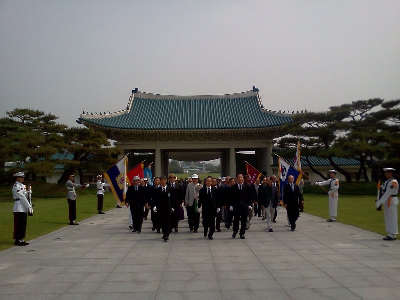 2013 memorial04.jpg